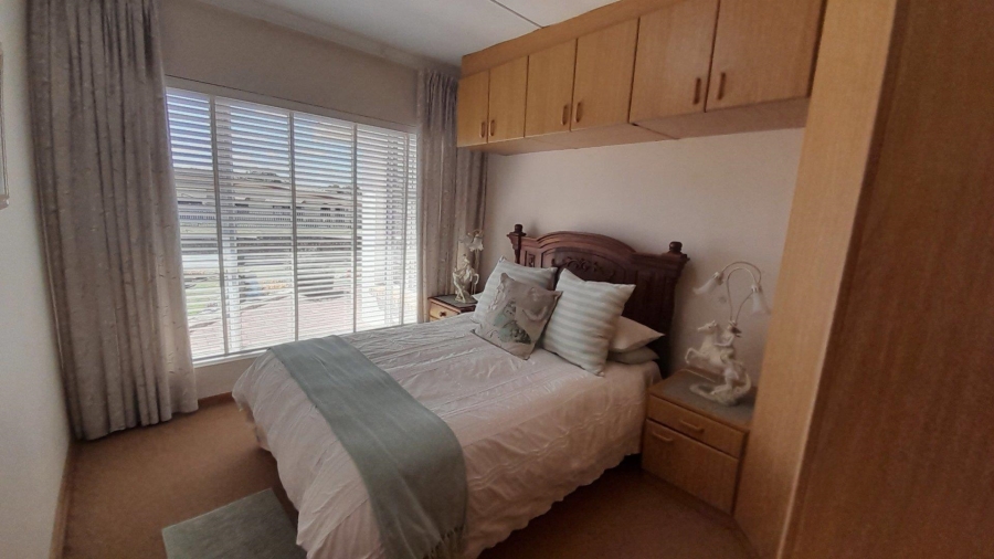 3 Bedroom Property for Sale in Campher Park Eastern Cape
